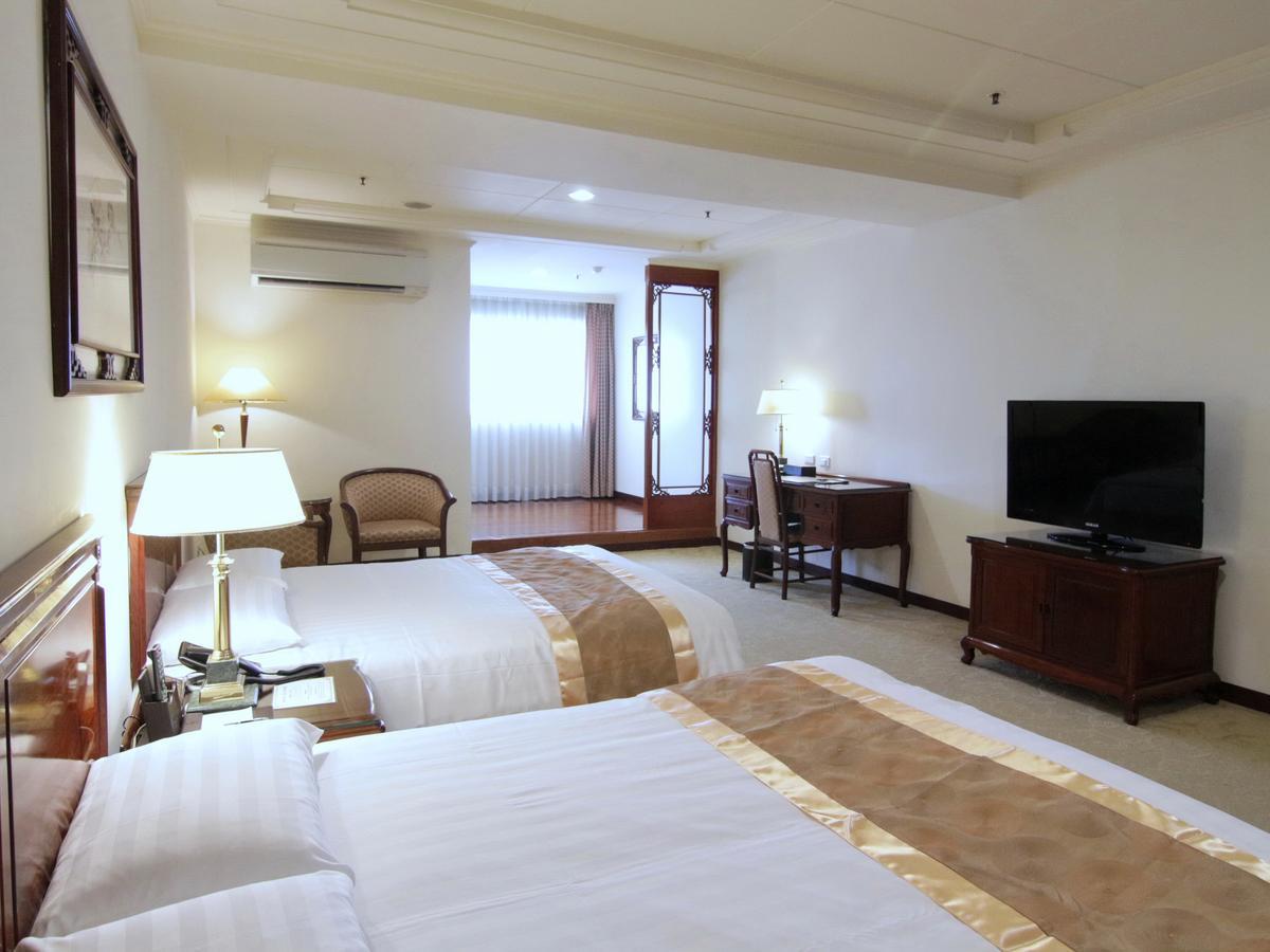 King'S Paradise Hotel Zhongli Exterior photo